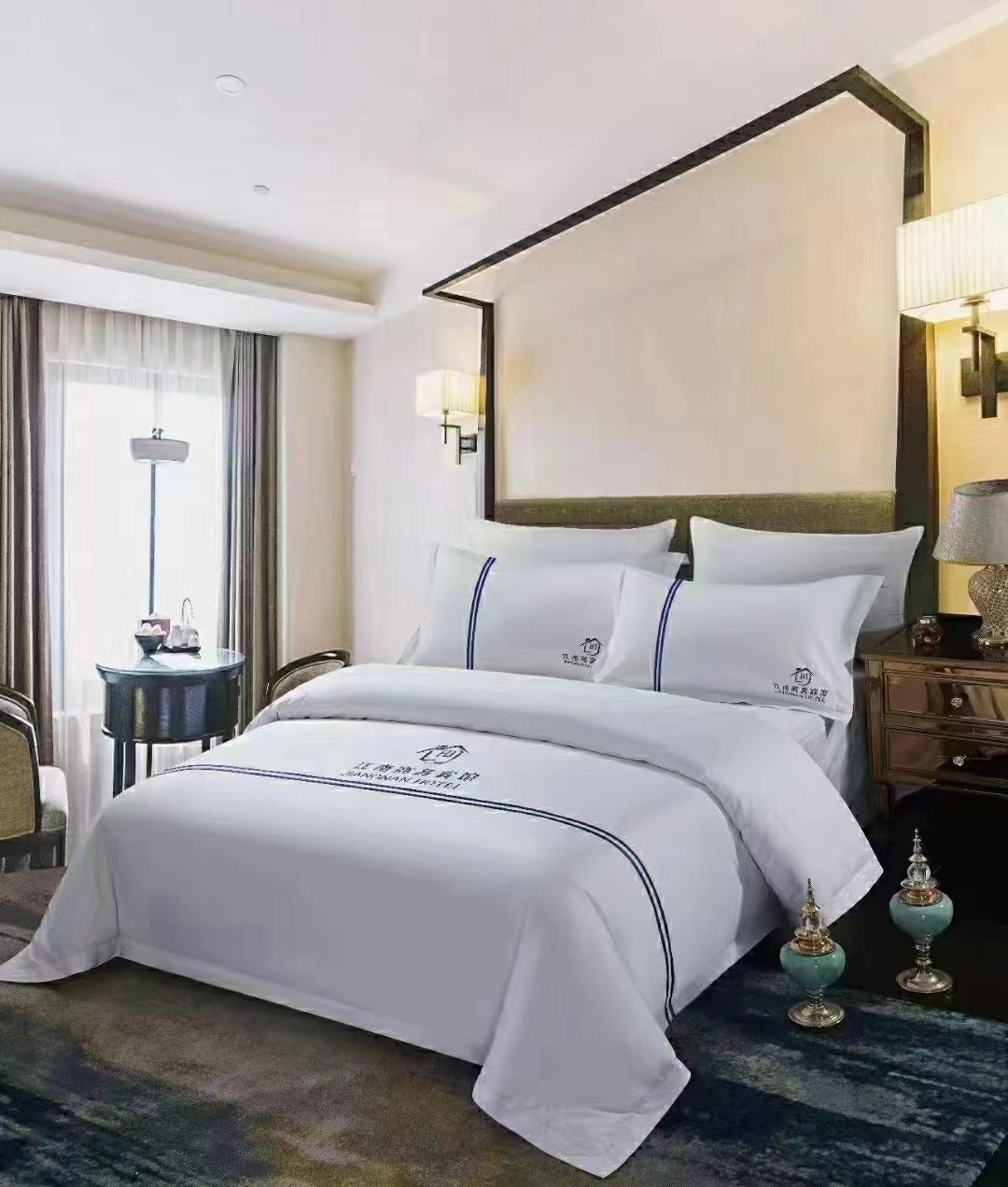 Hotel 4-piece set