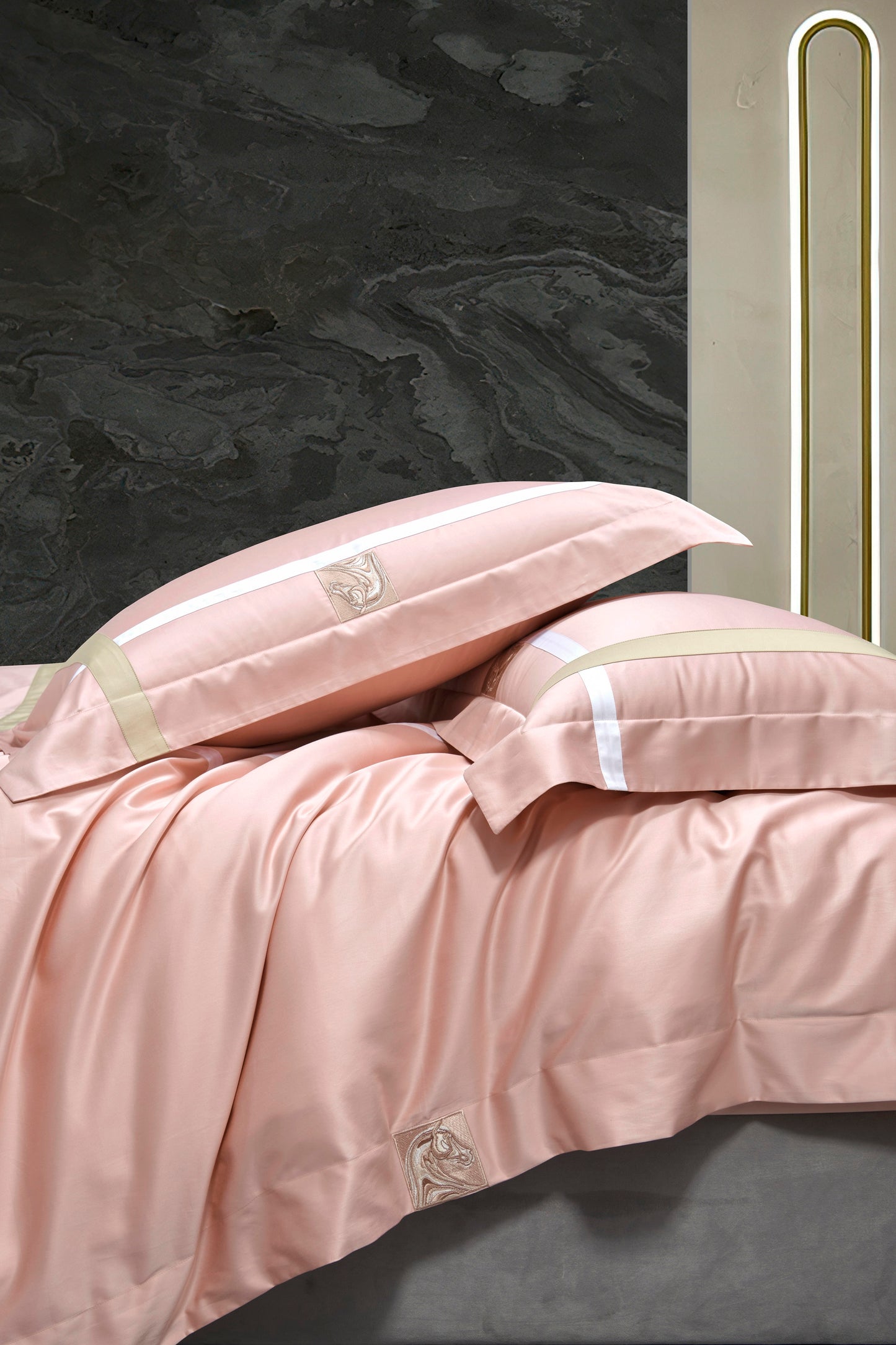 Wales Pink Set
